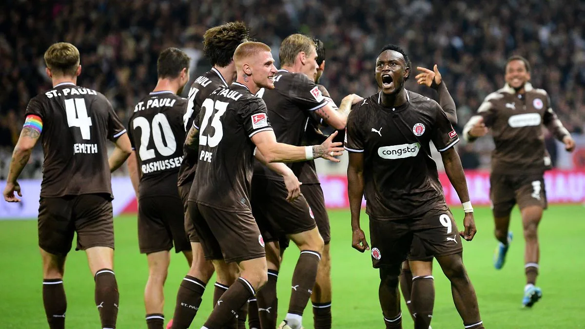 Fujita bricht den Bann: St. Pauli besiegt den VfL Wolfsburg - NDR.de